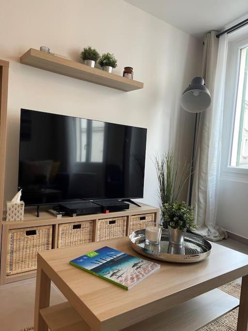 Appartement T2 La Ferte Gaucher A 200M Du Centre Luaran gambar